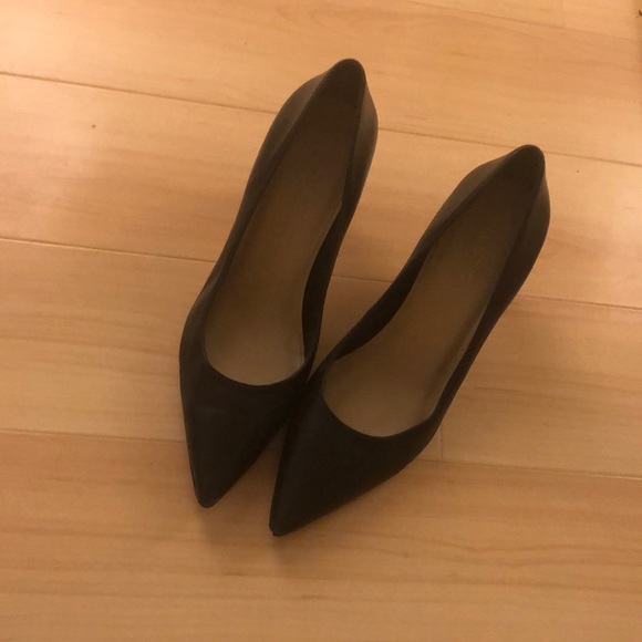 Via Spiga Shoes - Never Been Worn Via Spiga Black Heels